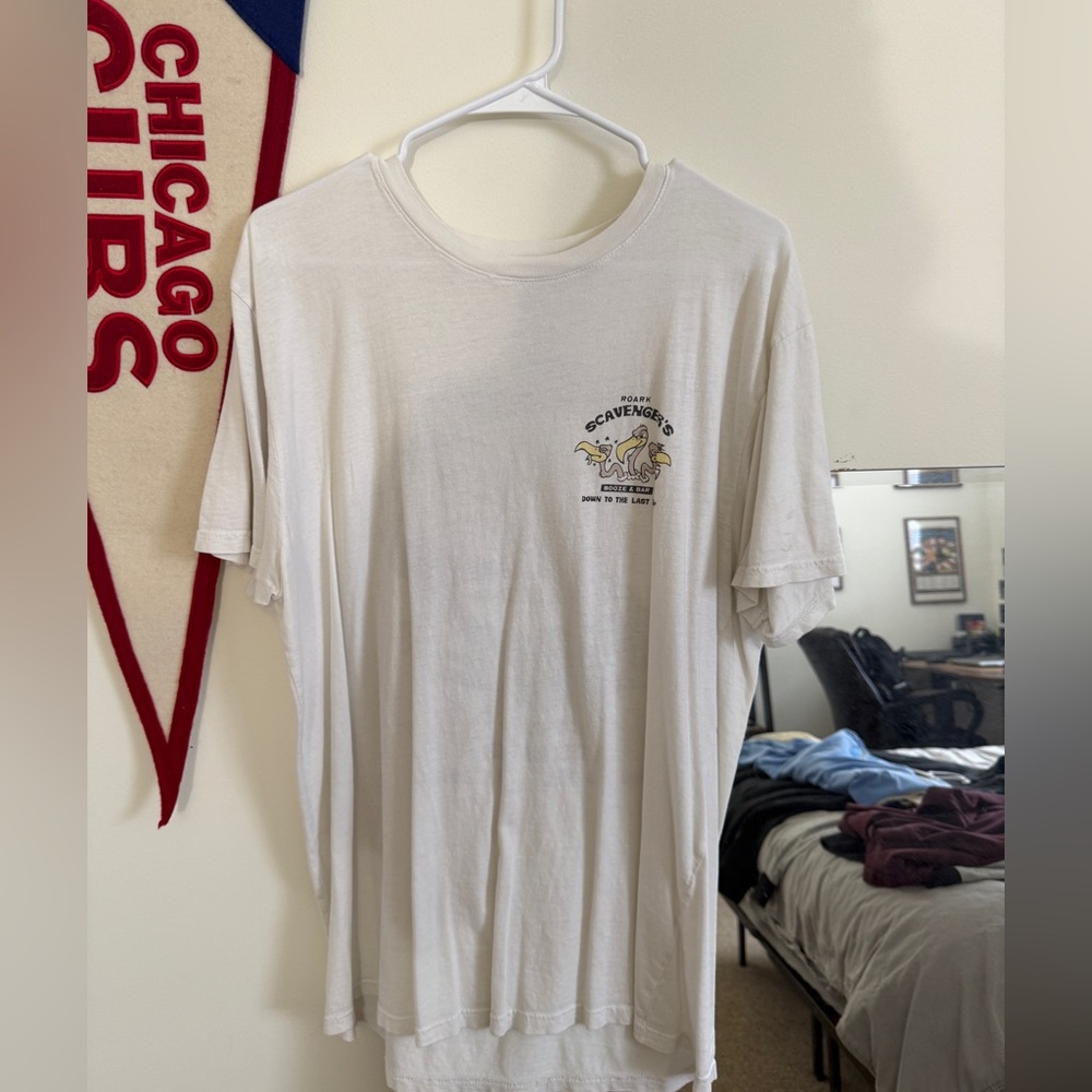 Graphic tee